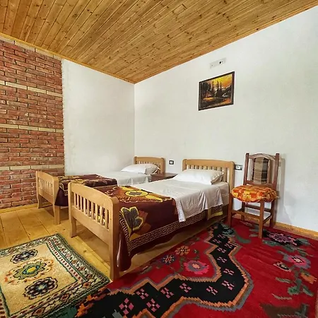 Rrashkadoli Guest house *