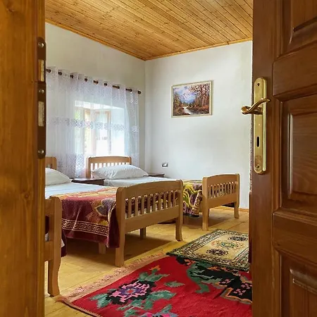 Rrashkadoli בית הארחה *