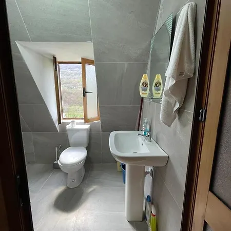 בית הארחה Rrashkadoli