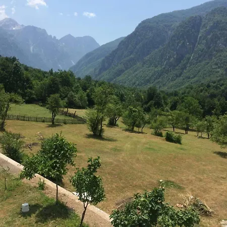 בית הארחה Rrashkadoli