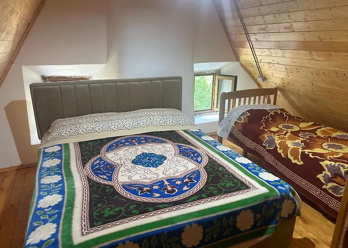 Rrashkadoli Gæstehus *