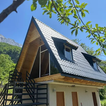 ゲストハウス Rrashkadoli *